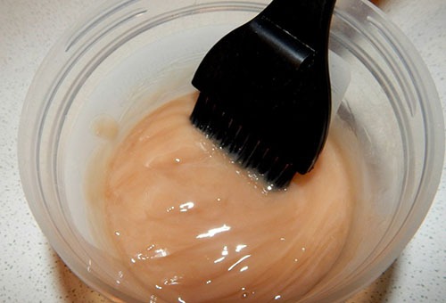 Разведение краски для волос на масляной основе